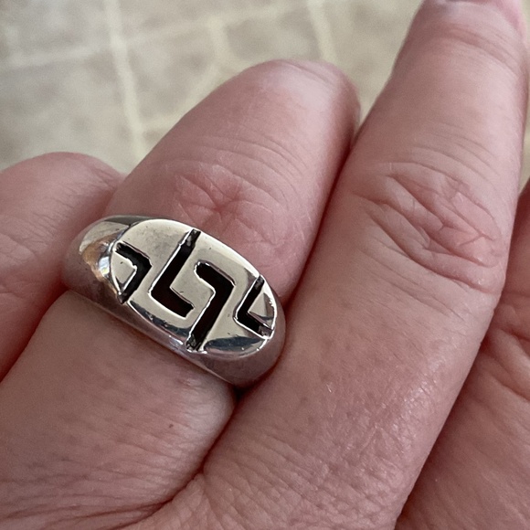 NWOT Sterling Silver 925 Greek Key Design Solid Ring Size US 7 - Picture 11 of 11